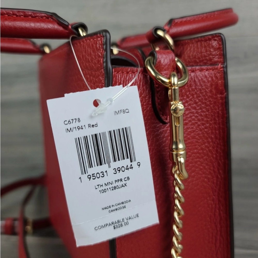 Coach Red mini pepper Bag - Picture 8 of 9